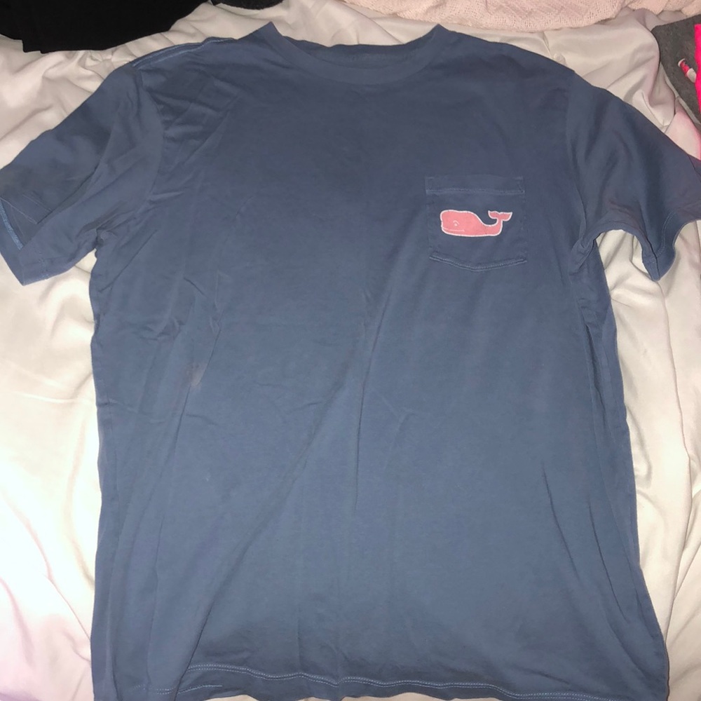 Men’s size small Vineyard Vines t-shirt